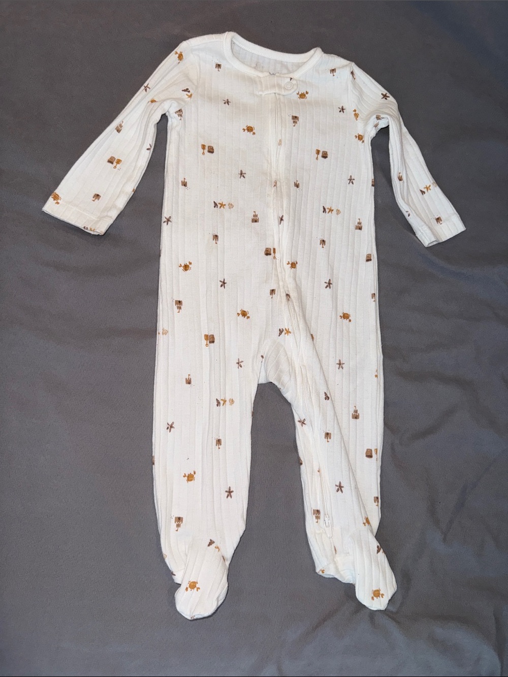 Bundle 3/$16!!White Baby Footed One-Piece Sleeper with Brown Star & Animal Print